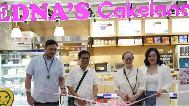 Edna's Cakeland Menu